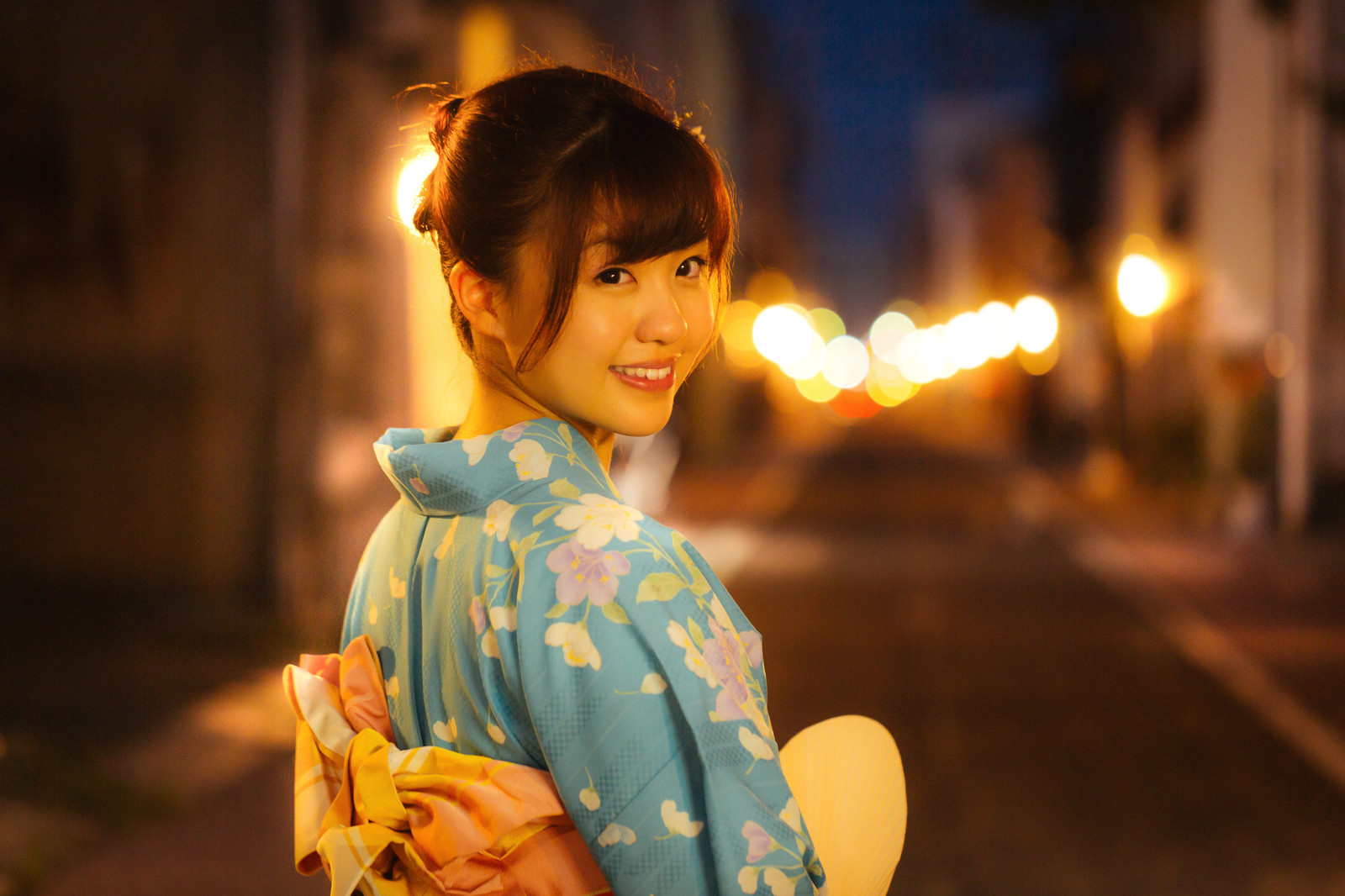 今日食事した相手がレモン絞ったんだが、それがちょっとこちらに飛んできて服にかかった。それで「かかった」と言ったら…